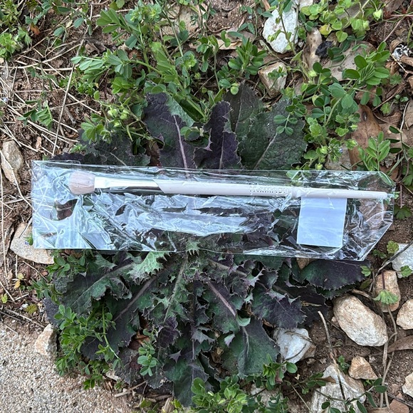 FARMASI SHADER BRUSH 04 - Picture 2 of 11